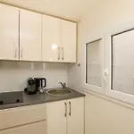 Cosy Studio - Perfect Location For Visiting Paris